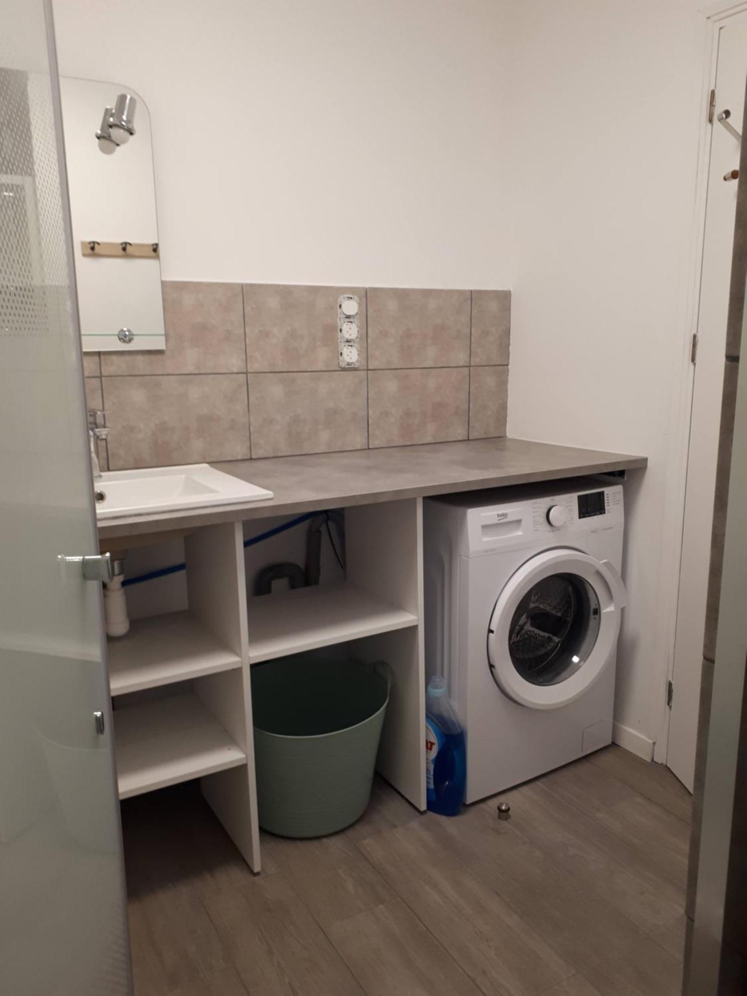 Le Des Fleurs, De 2 A 4 Personnes Apartment Crots