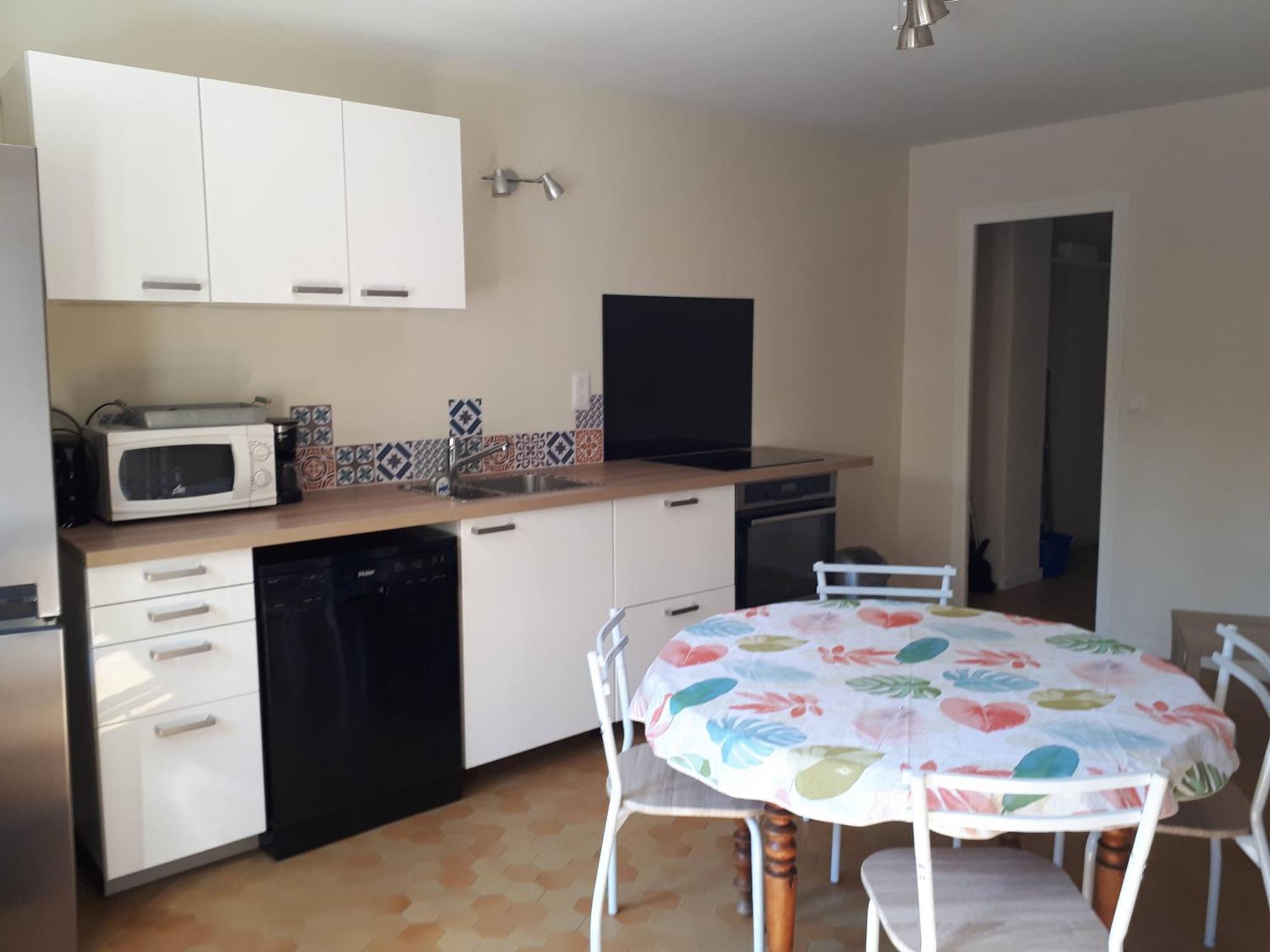 Le Des Fleurs, De 2 A 4 Personnes Apartment